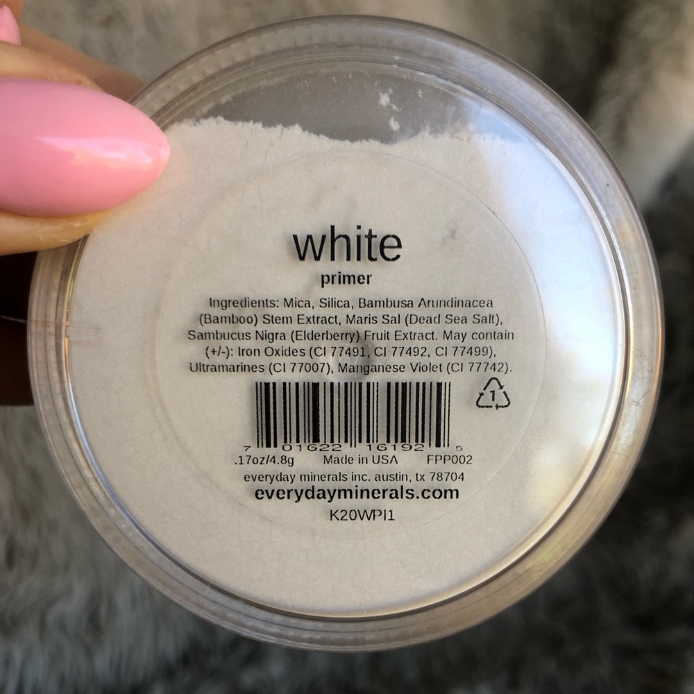 Like New Everyday Minerals Primer